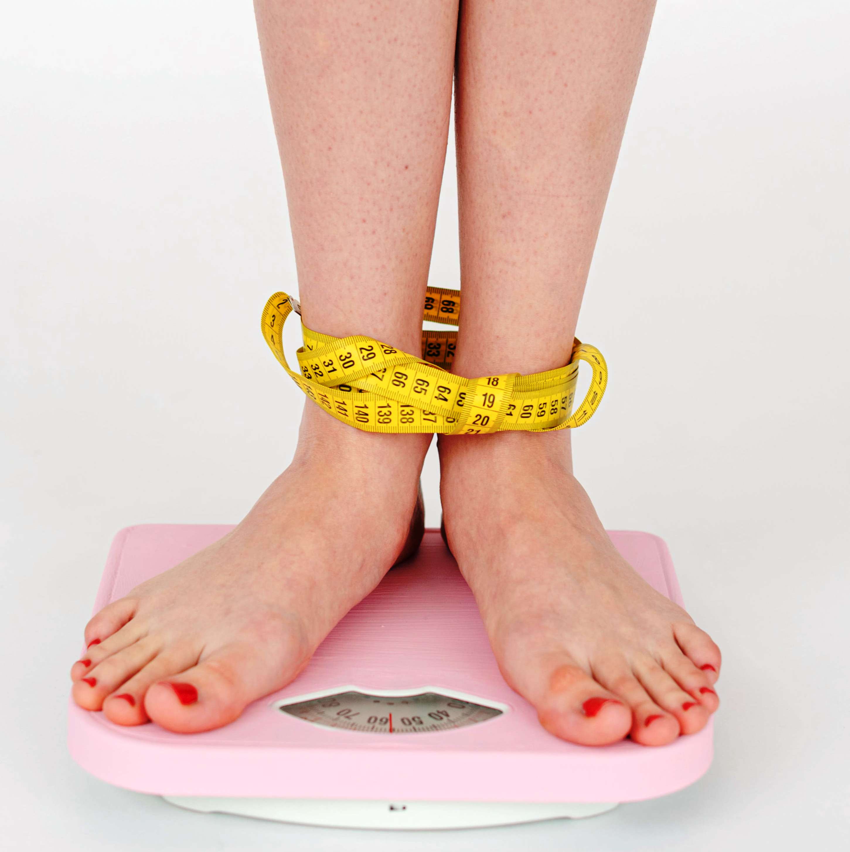 poids_kilos_balance_regime_sportif_mediterane_stop_brule_calorie_naturel_estomac_reduction_anneau_gastrique_serrage_compression_ventre