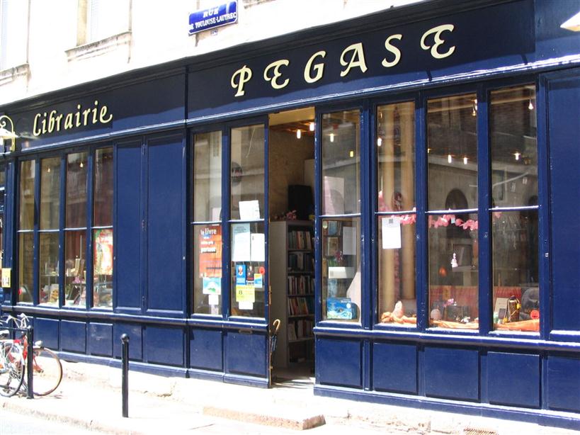 Librairie PEGASE Bordeaux esotérique pendules objets religieux conférence proche Gambetta le secret magie templiers franc maconnerie